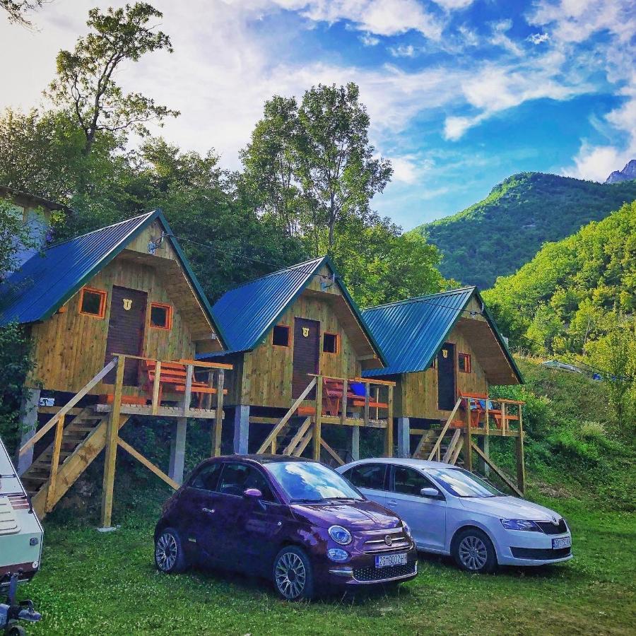Kamp Vrbnica Hotel Pluzine Bagian luar foto